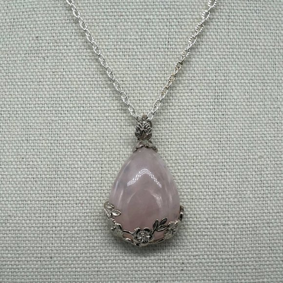 Necklace with Rose Quartz and Silver chain. - Picture 4 of 5